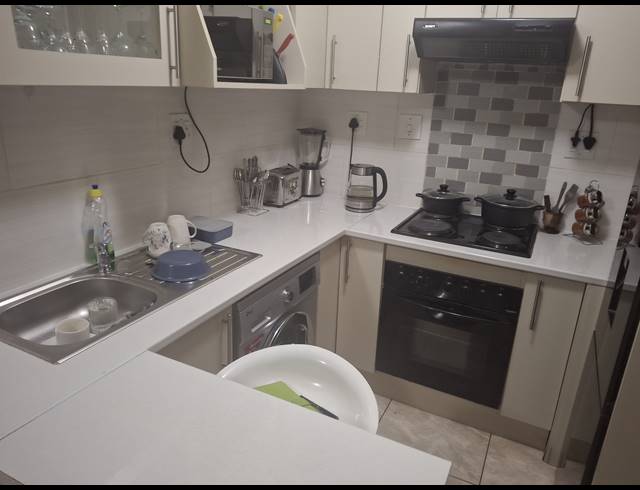 2 BEDROOM APARTMENT FOR SALE IN COMMERCIA